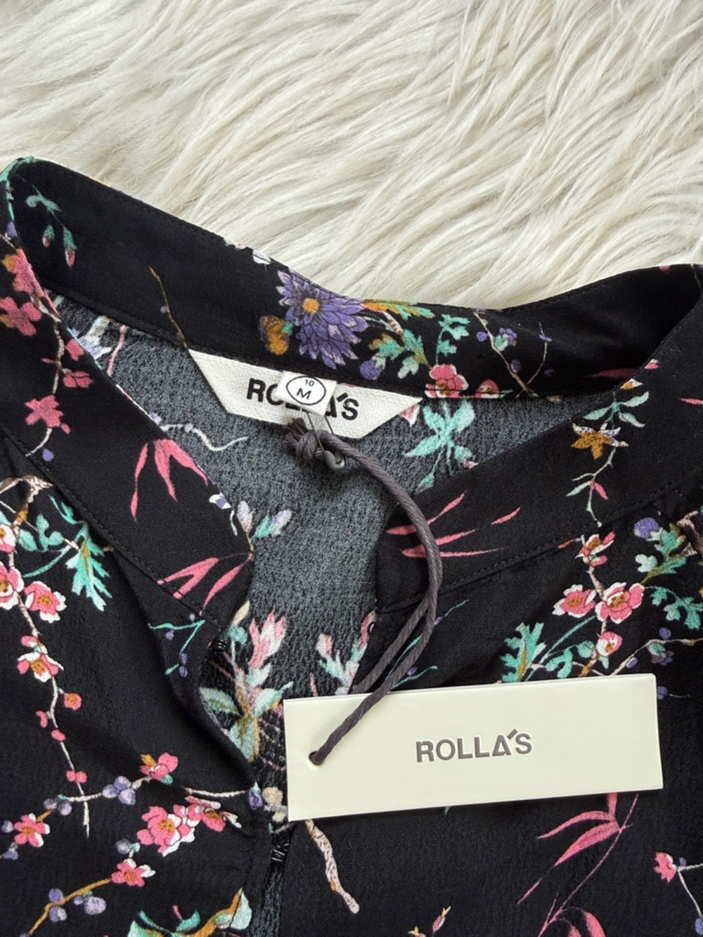 NWT!! ROLLA'S Ella Meadows Black Floral Long Sleeve Blouse Size M - Picture 7 of 12